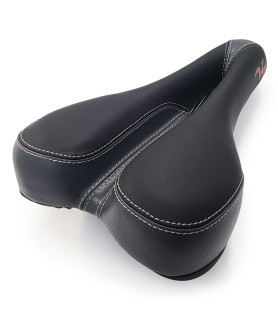 Damco Via Unisex Saddles